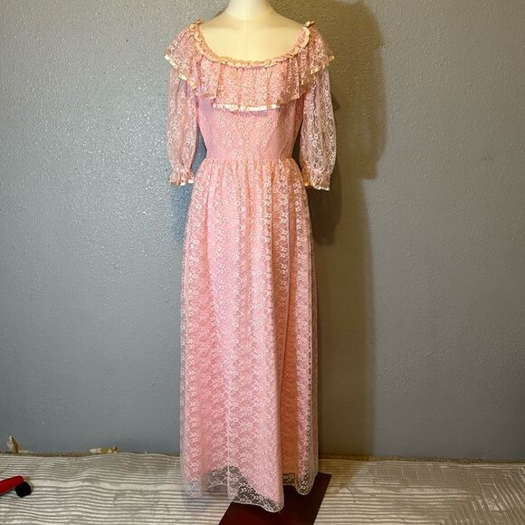 Vintage Carol Gowns by Mr. Walter pink lace dress size 14 - Picture 1 of 12